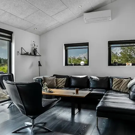 Eriksine - 750m From The Sea By Interhome * 루켄
