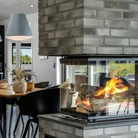 Eriksine - 750m From The Sea By Interhome 펜션