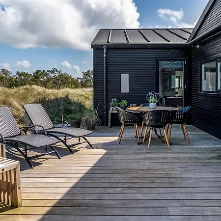 Eriksine - 750m From The Sea By Interhome